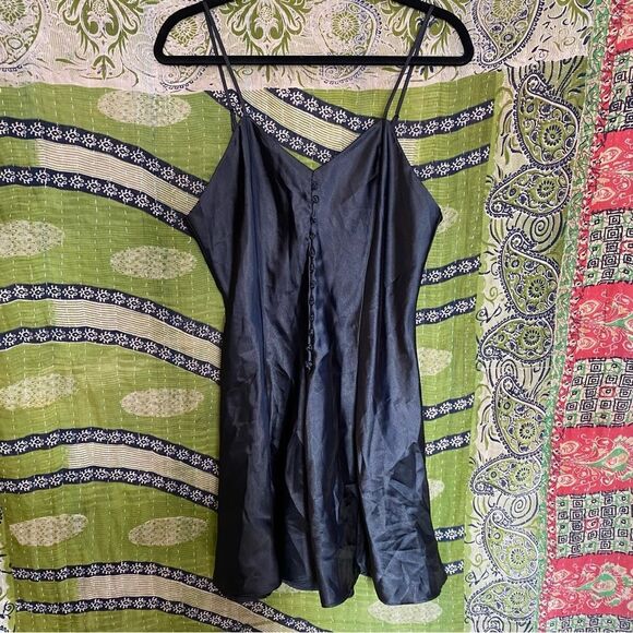 90’s Gold Label Victoria’s Secret Black Mini Chemise Size Large